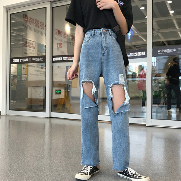 Blugi dama casual - model larg cu motive rupte