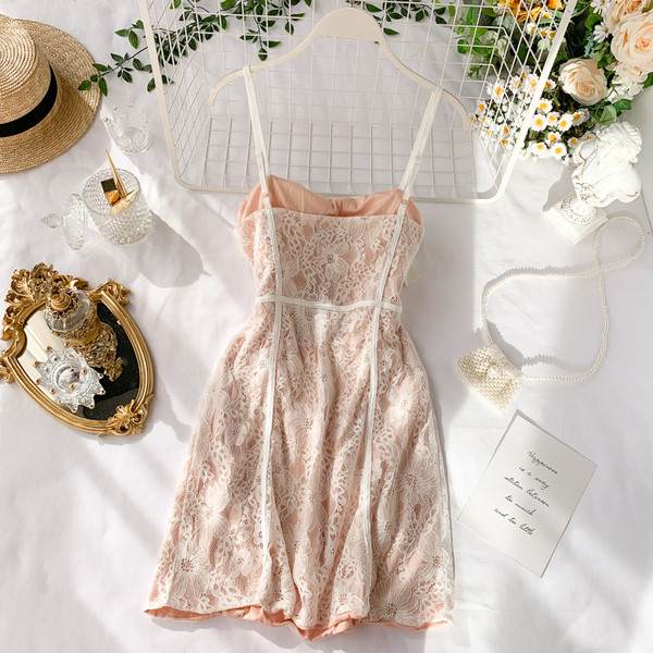 Rochie eleganta de dama cu dantela si paiete