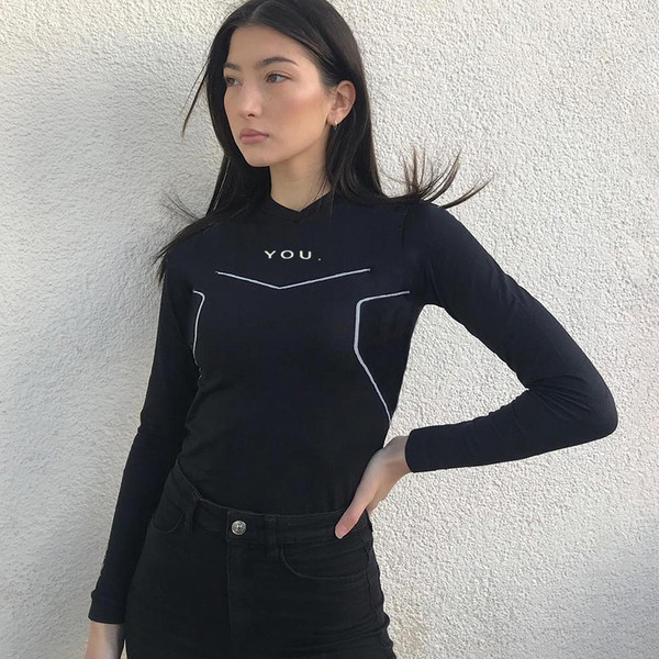 Bluză sport de damă cu mâneci lungi și inscripție în mai multe culori