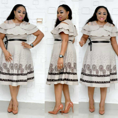 Rochie elegantă de damă cu decolteu O în albastru, bej și roz