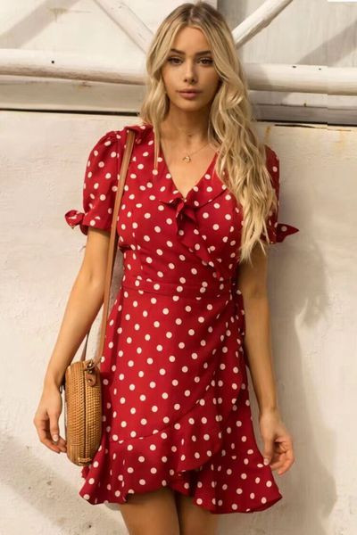 Rochie de dama actuala cu maneca scurta in doua culori