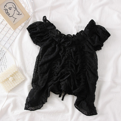 Bluza eleganta de dama cu umerii goi in alb, negru si bej