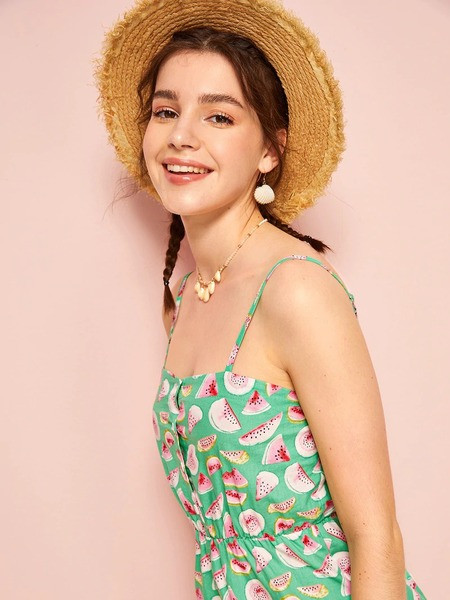 Καλοκαιρινές γυναικείες φόρμες με πολύχρωμες εφαρμογές και λεπτές λωρίδες