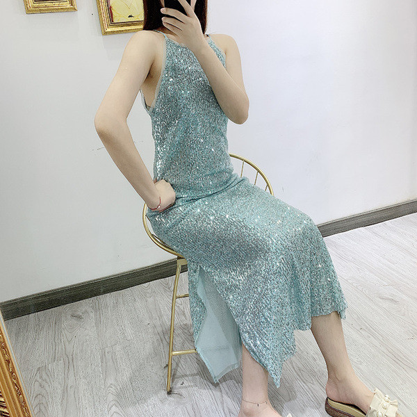 Rochie de dama lunga cu bretele subtiri in albastru si paiete