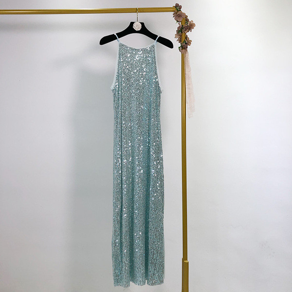 Rochie de dama lunga cu bretele subtiri in albastru si paiete