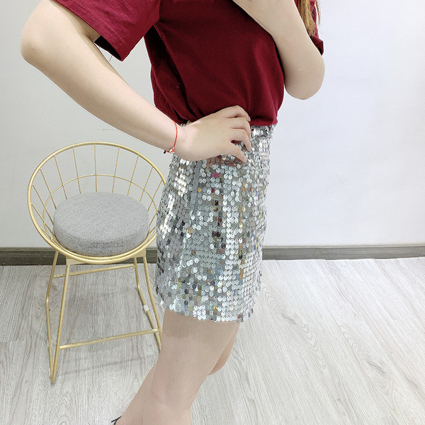Fusta scurta moderna cu talie inalta si paiete