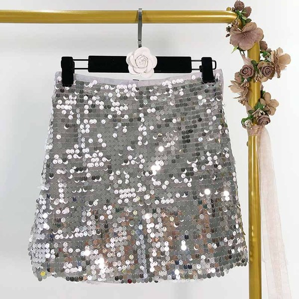 Fusta scurta moderna cu talie inalta si paiete
