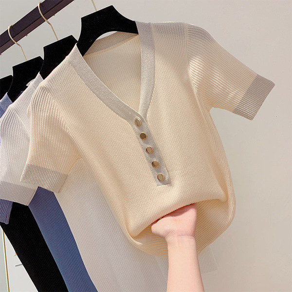 Bluza de dama cu nasturi si maneca scurta