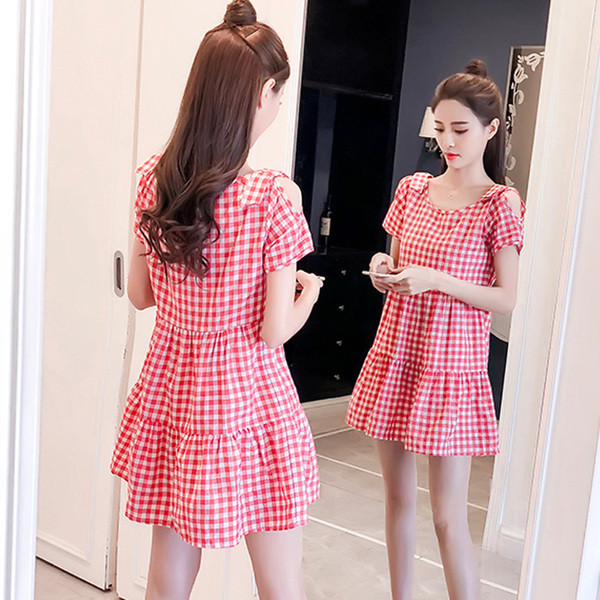 Rochie de dama moderna in carouri in trei culori - model croiat