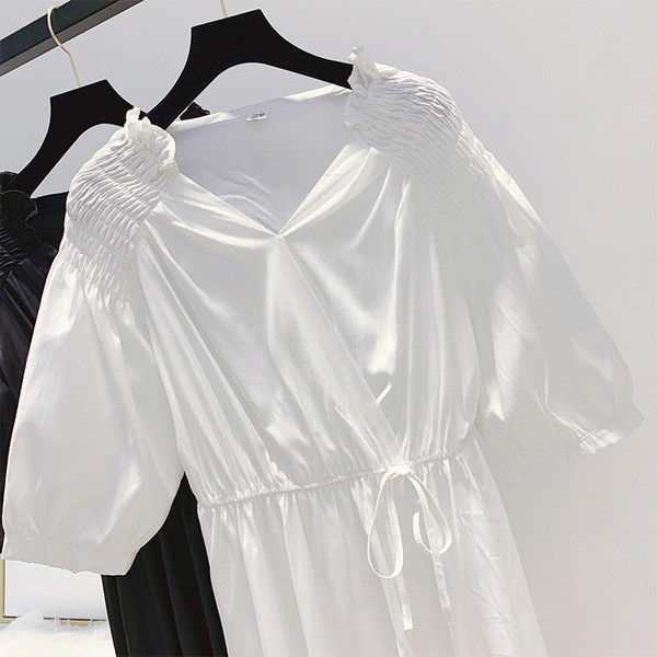 Rochie de dama cu maneci 3/4 si elastic in alb si negru