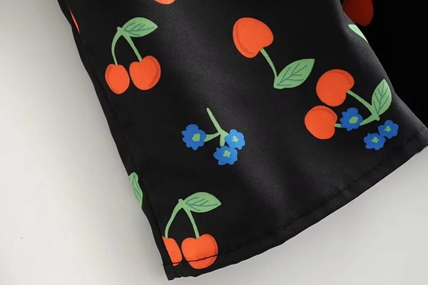 Rochie casual de dama cu maneci scurte si model colorat in negru