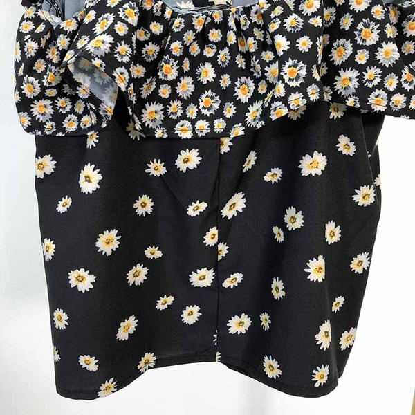 Maieu de damă cu bretele subțiri și decolteu