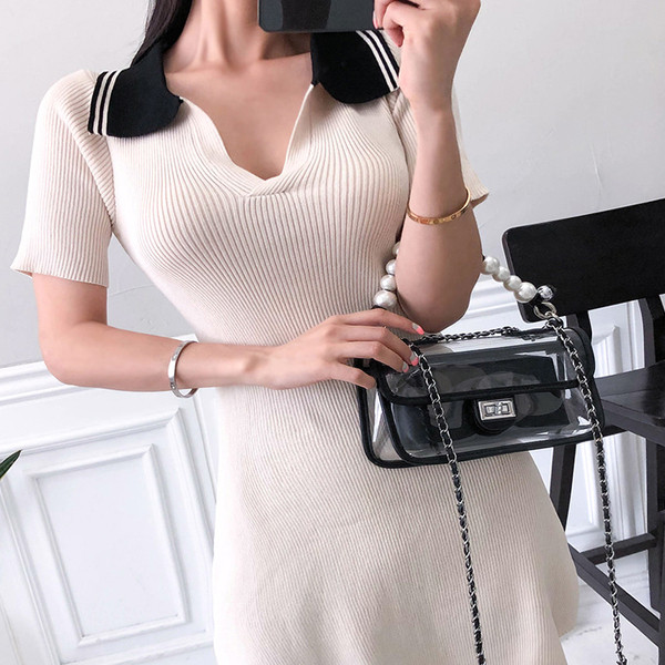 Дамска ежедневна рокля с къс ръкав в бежов цвят 