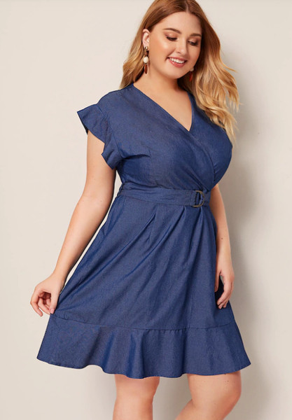 Дамска рокля с колан на талията в син цвят 