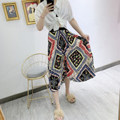 Fusta de dama plisata cu talie inalta si model