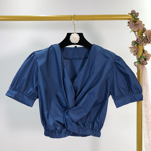 Bluza scurta de dama cu maneca scurta si talie elastica in doua culori