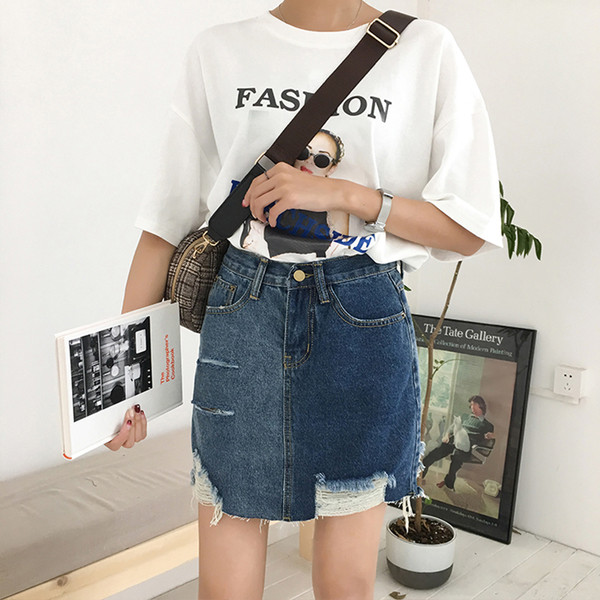 Fusta scurta de dama casual din denim cu motive rupte