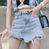 Актуална дамска къса дънкова пола с разкъсани мотиви