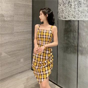 Дамска карирана рокля асиметричен модел 