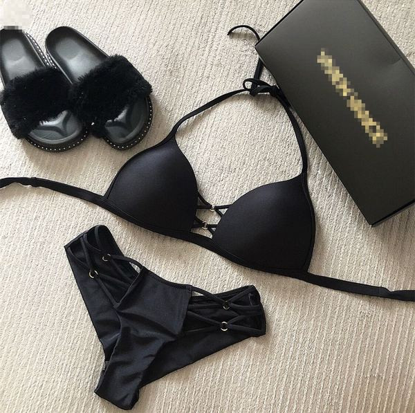 Κομψό μαγιό με τριγωνικό πάνω μέρος  σε πέντε χρώματα