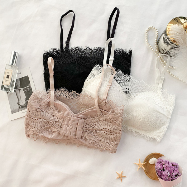 Модерно дамско дантелено бюстие в три цвята