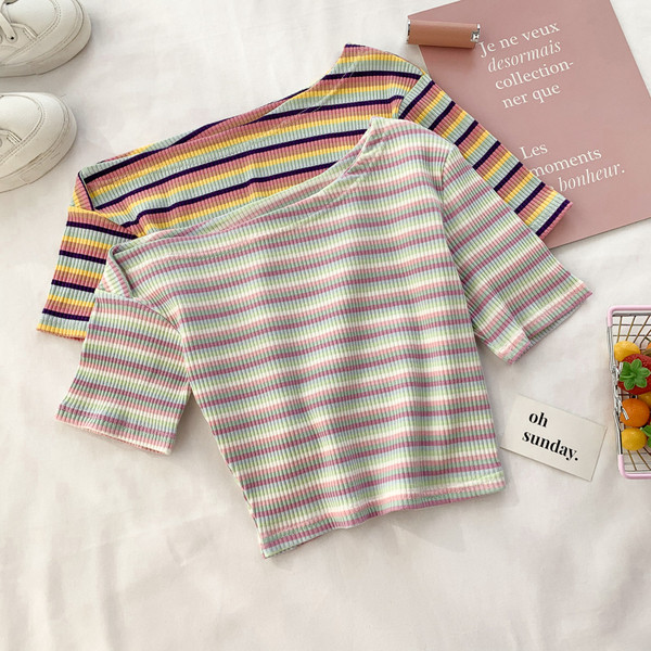 Bluză de damă în dungi cu mâneci scurte în două culori