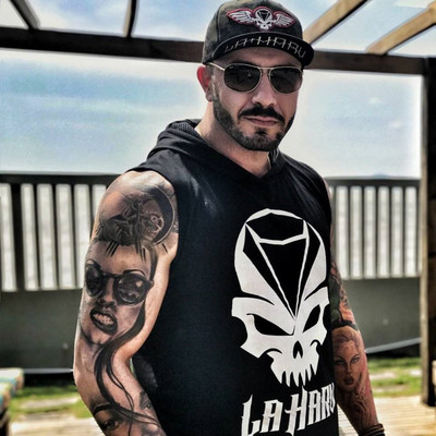 Maieu pentru bărbați cu glugă și imprimeu în negru și gri