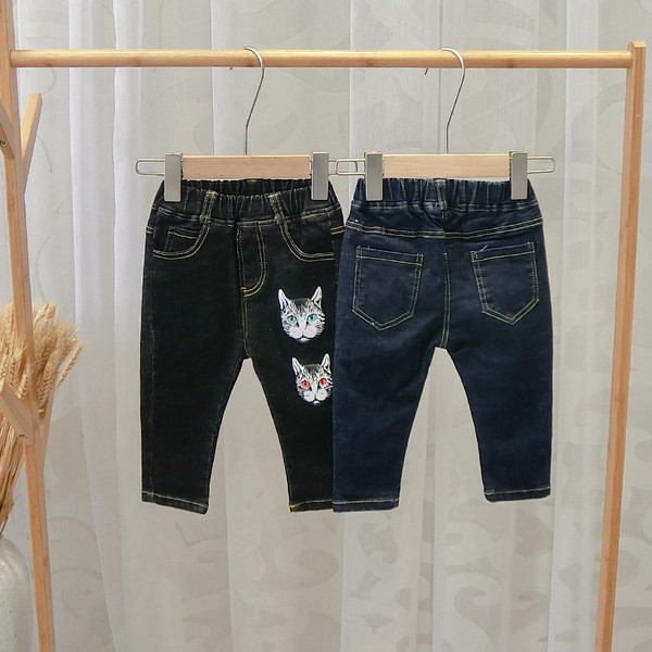 Model nou de blugi pentru copii pentru baieti cu imprimeu in albastru si negru