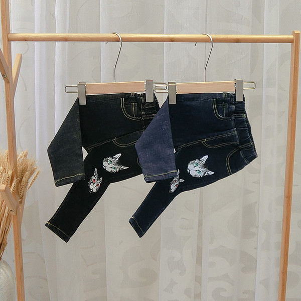 Model nou de blugi pentru copii pentru baieti cu imprimeu in albastru si negru