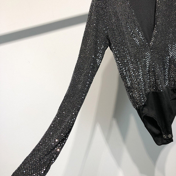 Body elegant de dama cu maneci lungi de culoare neagra cu efect stralucitor
