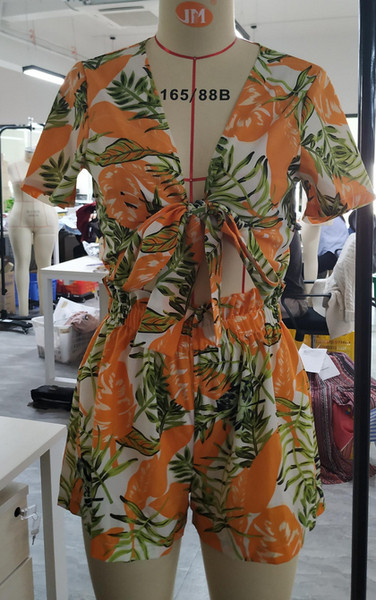 Дамски летен комплект с цветен десен от две части 