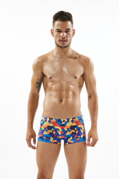 Ανδρικο μαγιό σε διάφορα χρώματα