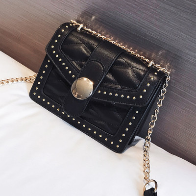 Geanta de dama cu maner metalic in patru culori