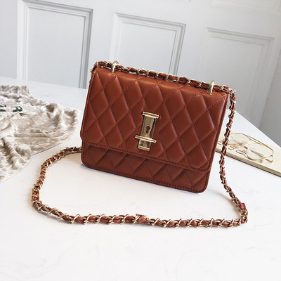 Geanta de dama eleganta cu inchidere metalica in trei culori