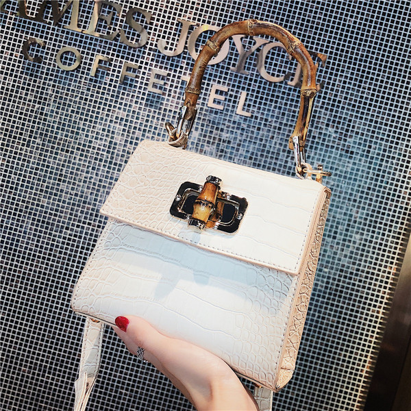 Geanta de dama din piele ecologica cu manere lungi si scurte