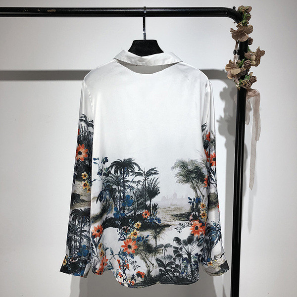 Cămașă de damă cu mânecă lungă și guler clasic alb cu model floral