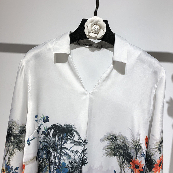 Cămașă de damă cu mânecă lungă și guler clasic alb cu model floral