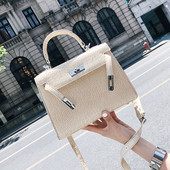 Geanta de dama eleganta cu inchidere metalica in trei culori