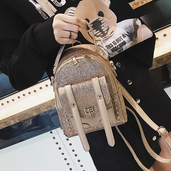 Geanta de dama moderna cu efect stralucitor in patru culori