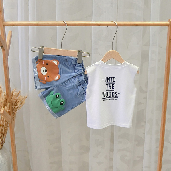 Model nou de pantaloni scurți pentru băieți cu imprimeu