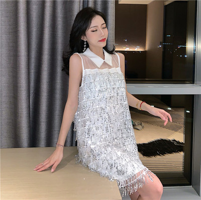 Стилна дамска рокля с елемент -пайети в бежов и черен цвят