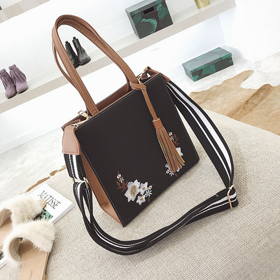 Geanta de dama cu broderie in mai multe culori