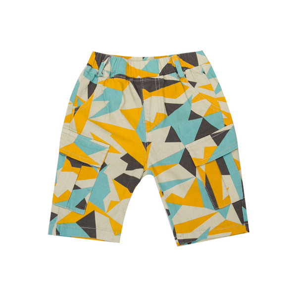 Pantaloni scurți colorați pentru băieți în două culori