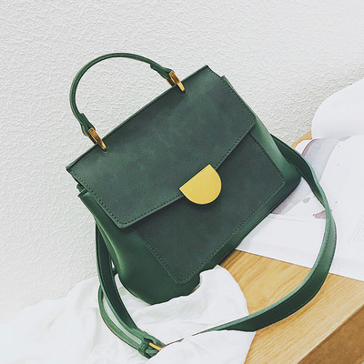 Geanta de dama cu inchidere metalica