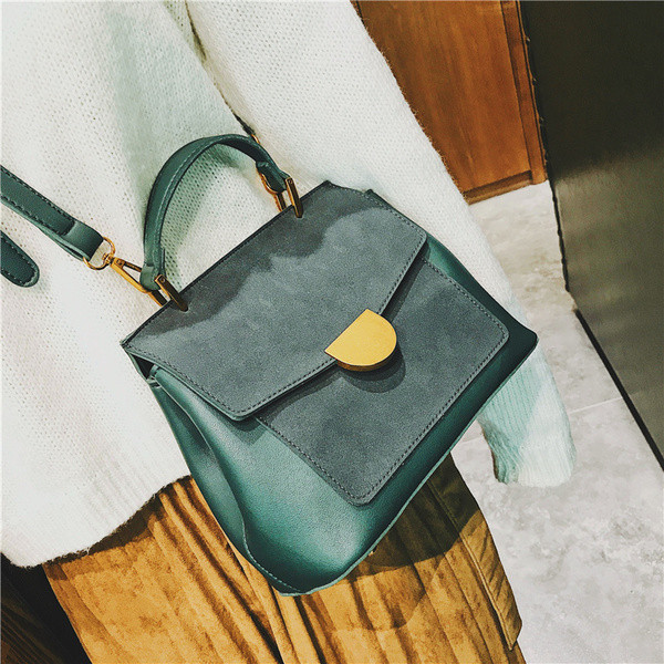 Geanta de dama cu inchidere metalica