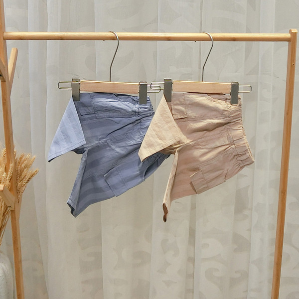 Pantaloni scurți pentru băieți în albastru și maro