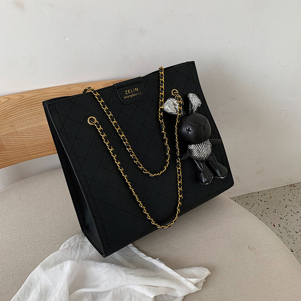 Geanta de dama moderna cu accesoriu in trei culori