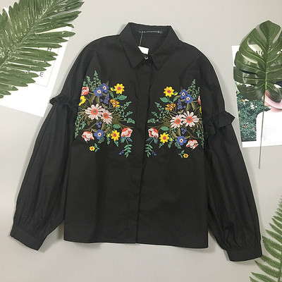 Cămașă de damă cu mâneci lungi și broderie în alb și negru