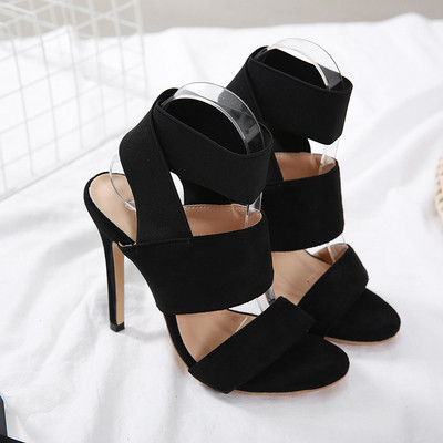 Sandale de damă cu toc înalt, de culoare neagră