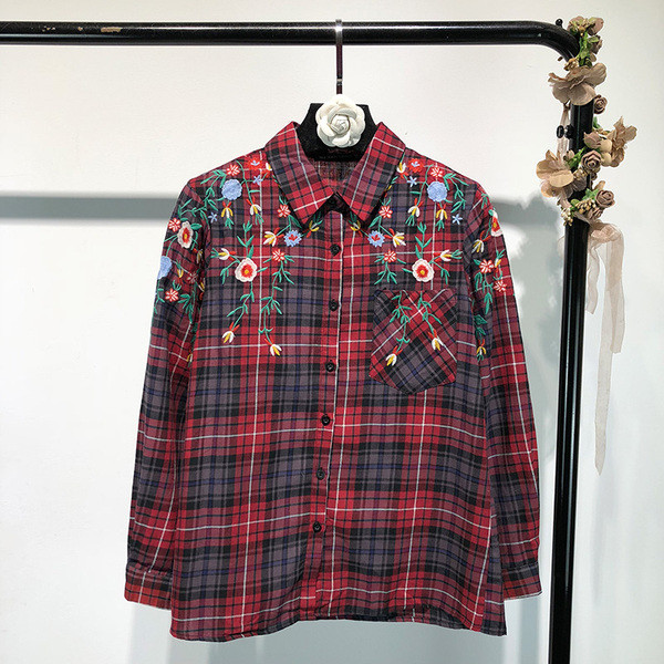 Cămașă damă în carouri cu broderie